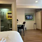 Naila Κωνσταντινούπολη