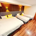 Naila Ξενοδοχείο 3*