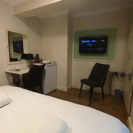 Naila Hotel