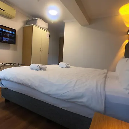 Naila Hotel 3*