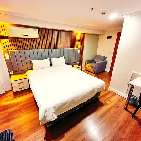 Hotell Naila 3*