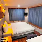 Naila Hotel