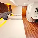 Naila Hotel 3*